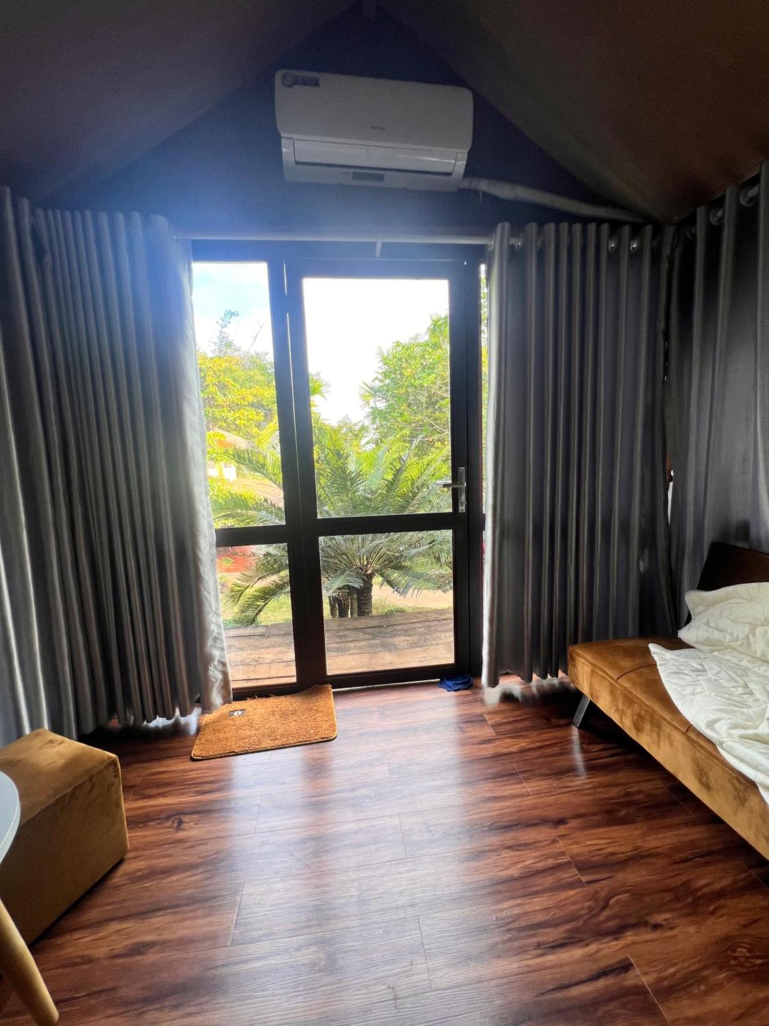 Komleo Farm Hotel Буон Ма Туот Екстериор снимка